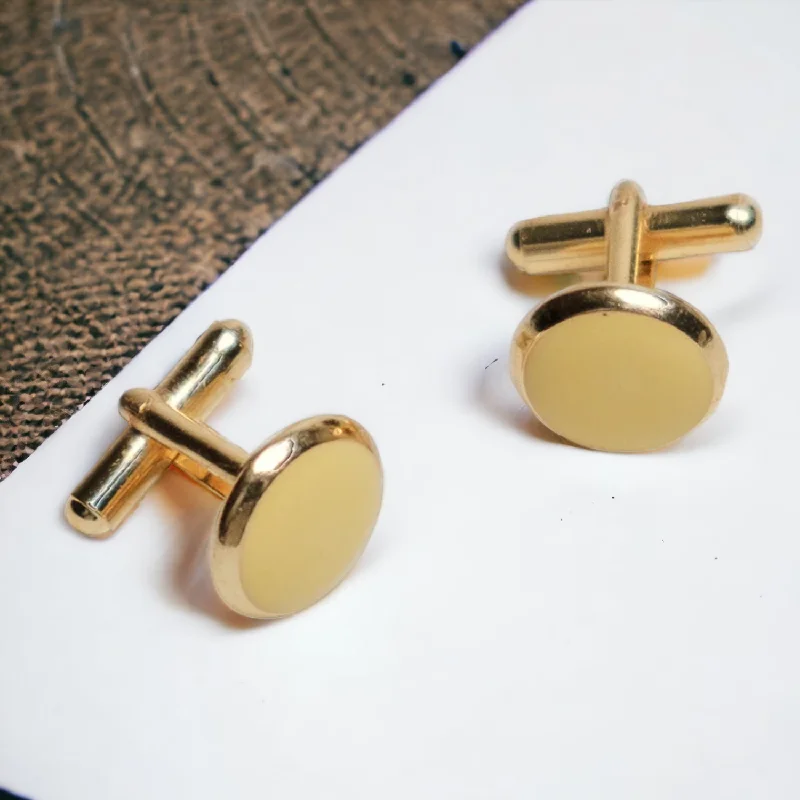 Unique cufflinks with gemstone accents for a bold and luxurious look-Chokore Round Gold Cufflinks (Yellow)