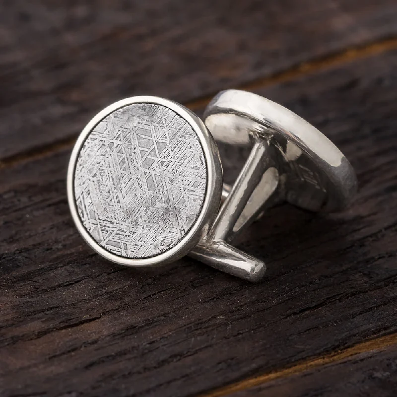 Best cufflinks with modern minimalist designs for a chic, subtle style-Gibeon Meteorite Round Cuff Links