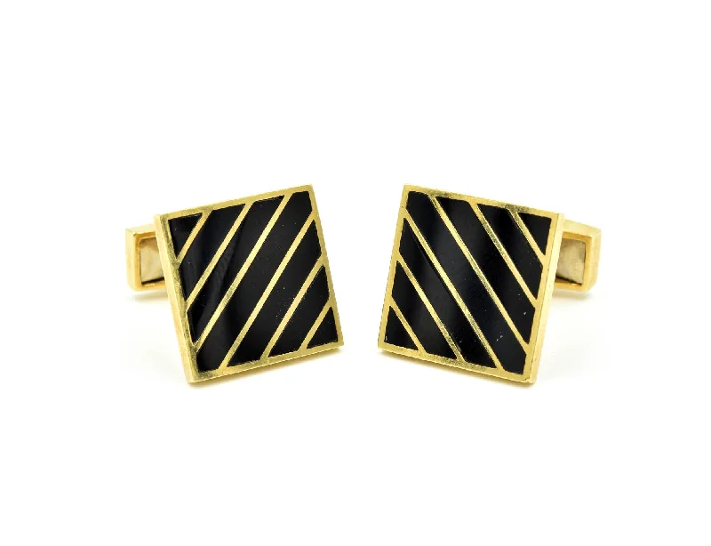 Cufflinks with military insignia designs for a bold, distinguished look-14k Yellow Gold and Black Onyx Toggle Cufflinks 14.30 Grams