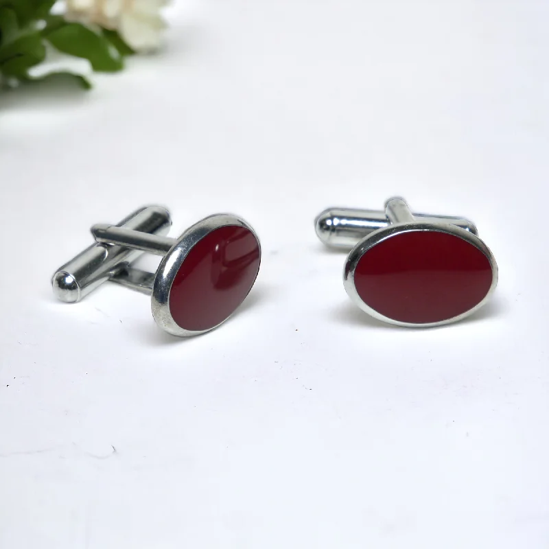 Cufflinks with geometric patterns for a sharp and fashionable look-Chokore Silver Oval Cufflinks (Burgundy)