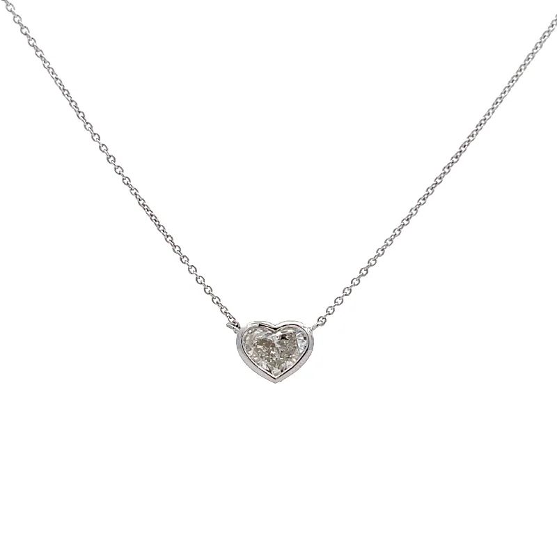 Stunning necklaces and pendants with jade gemstones for a calming green hue-Diamond Heart Pendant Necklace