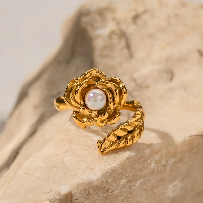 Rings with shield-shaped stones for boldness -Gold Stainless Camellia Ring with Shellfish Beads