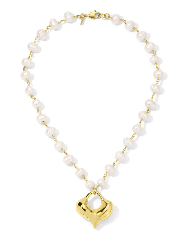 Personalized necklaces and pendants with initials for a customized and meaningful gift-The Lala Pearl & Heart Necklace