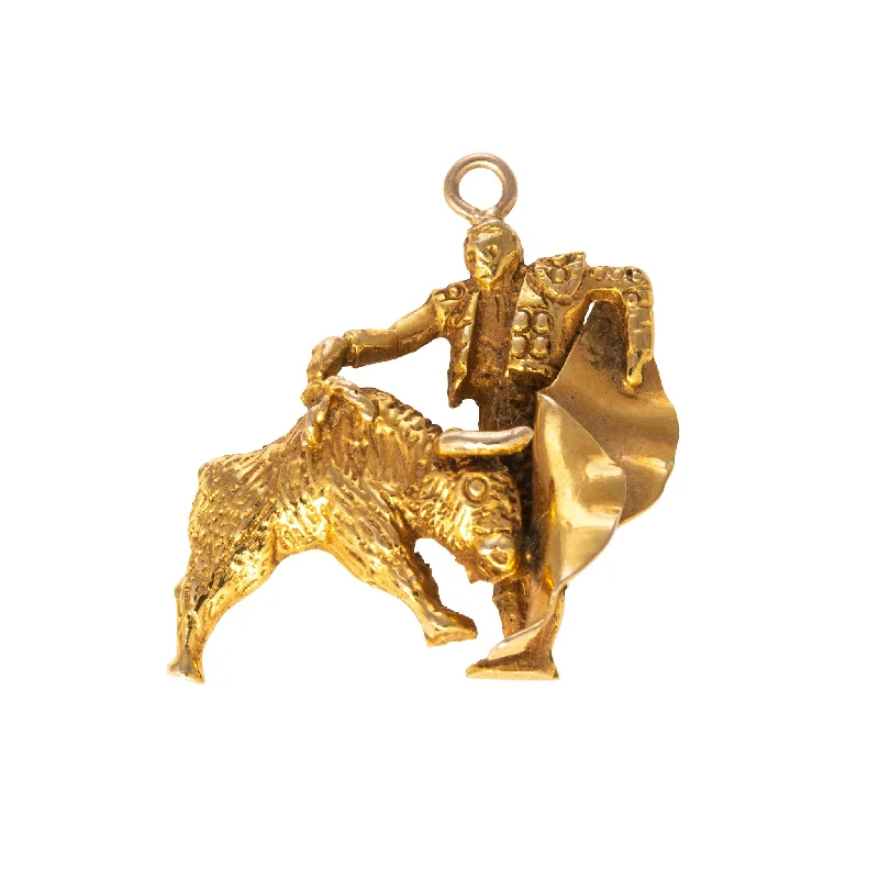 Stunning necklaces and pendants with amethyst gemstones for a calming effect-Vintage 14K Gold Bull Matador Charm