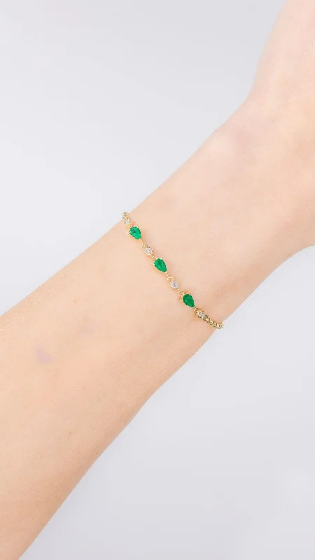 Best bangle bracelets with cubic zirconia inlays for affordable elegance and sparkle-Emerald Pear & Round Diamond Beaded Bracelet